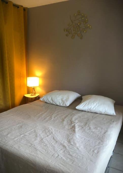 Studio Cabine Climatise 800 M De La Plage Et Des Commerces Bormes-les-Mimosas Exterior foto